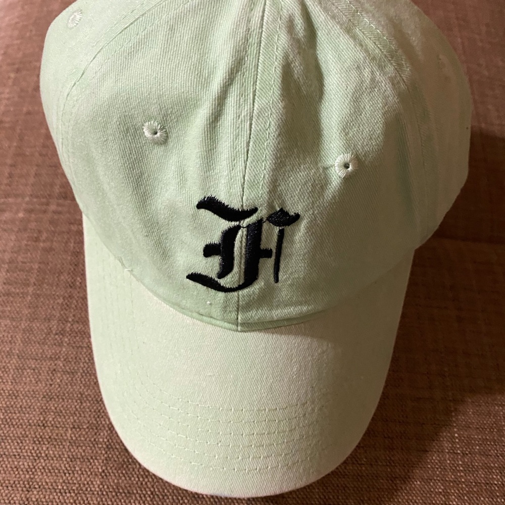 Baseball caps - Picture 7 of 12